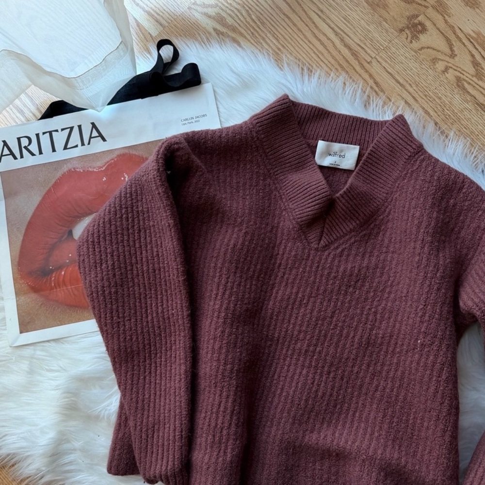 Aritzia Wilfred Wool sweater - Picture 2 of 2